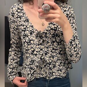 Hollister floral blouse